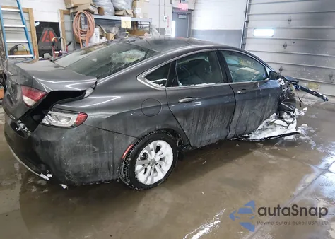 2015 Chrysler 200 Limited z USA, uszkodzony, nr VIN 1C3CCCAB8FN694538